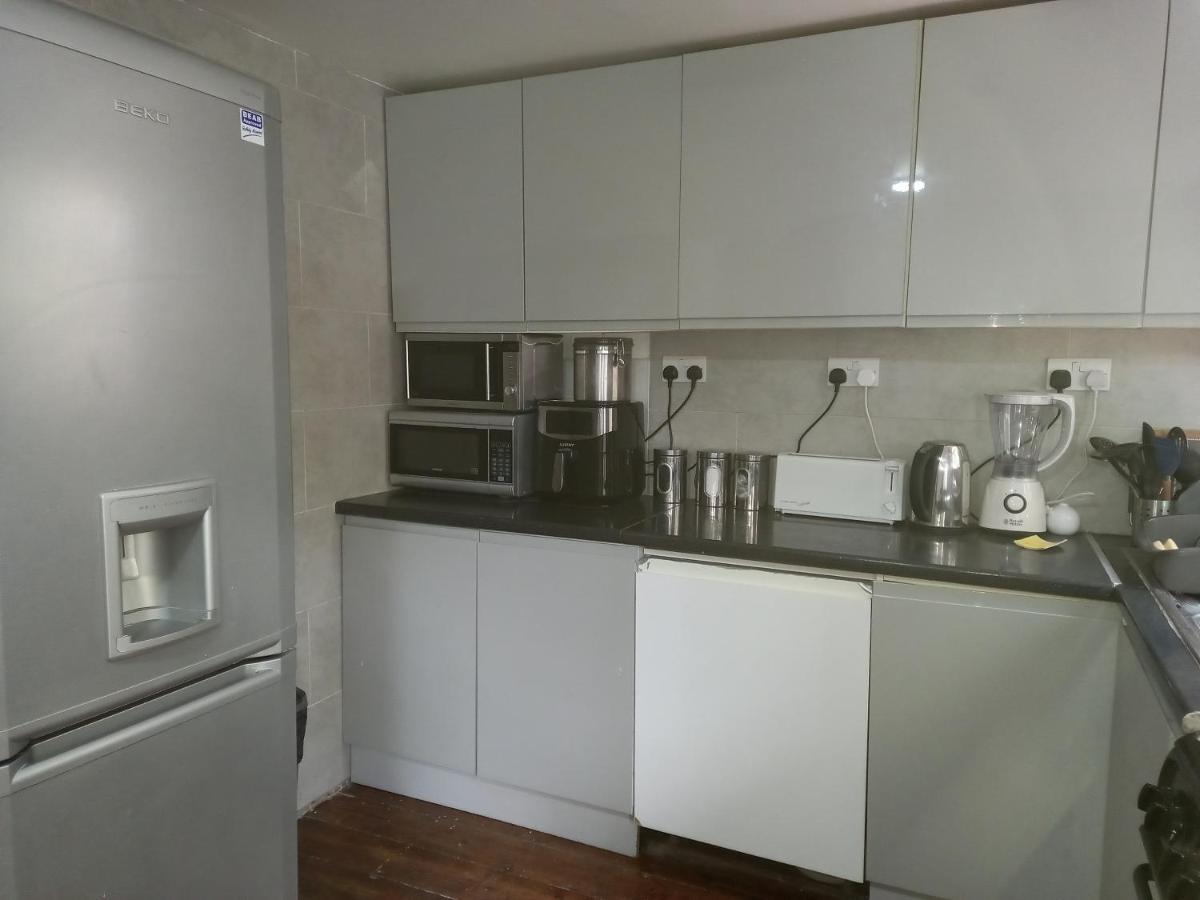 Bubblesbnb- 4 Bedroom House London Eksteriør bilde