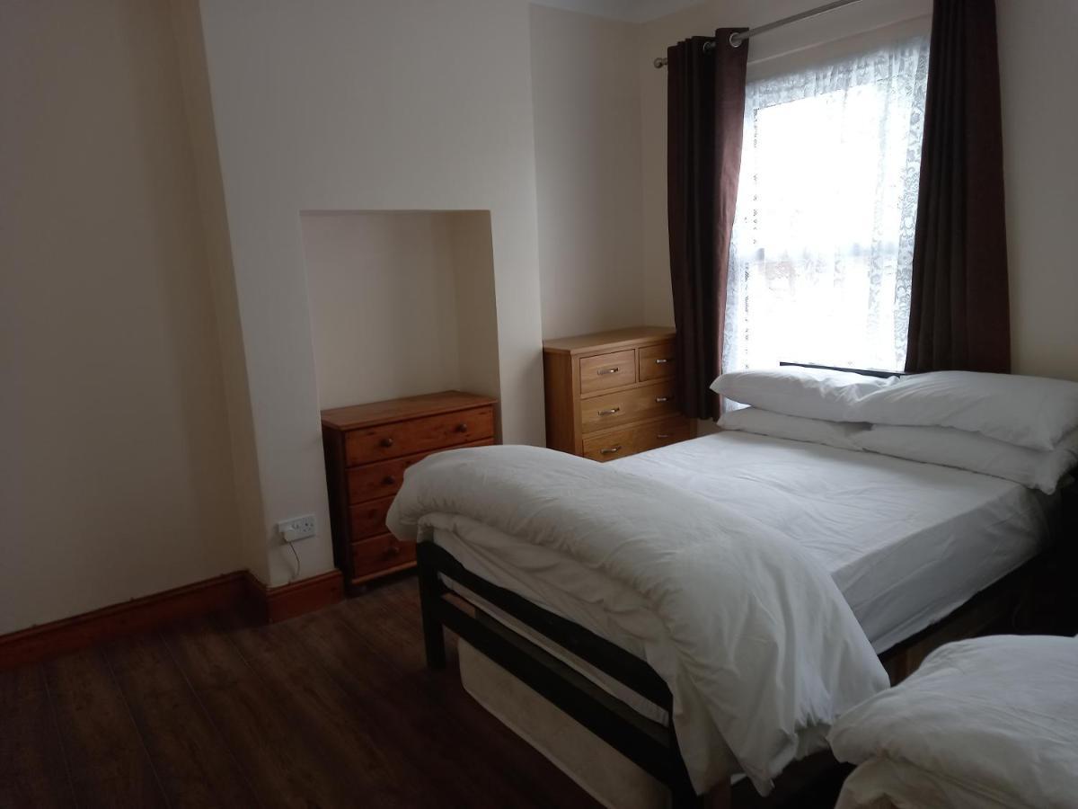 Bubblesbnb- 4 Bedroom House London Eksteriør bilde
