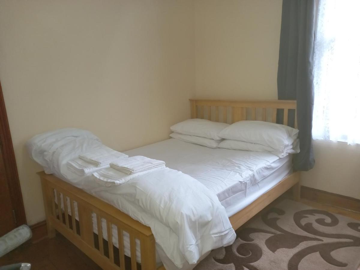 Bubblesbnb- 4 Bedroom House London Eksteriør bilde