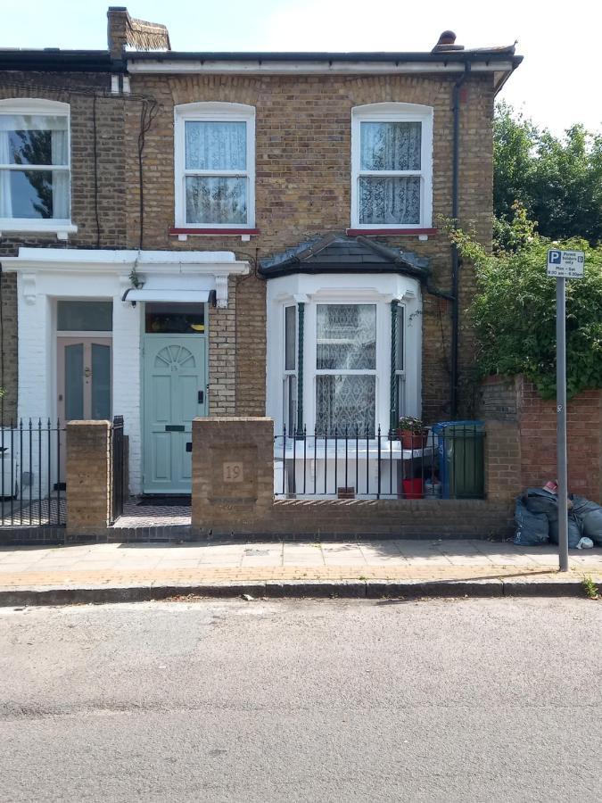 Bubblesbnb- 4 Bedroom House London Eksteriør bilde