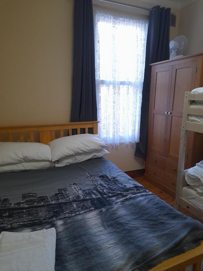 Bubblesbnb- 4 Bedroom House London Eksteriør bilde